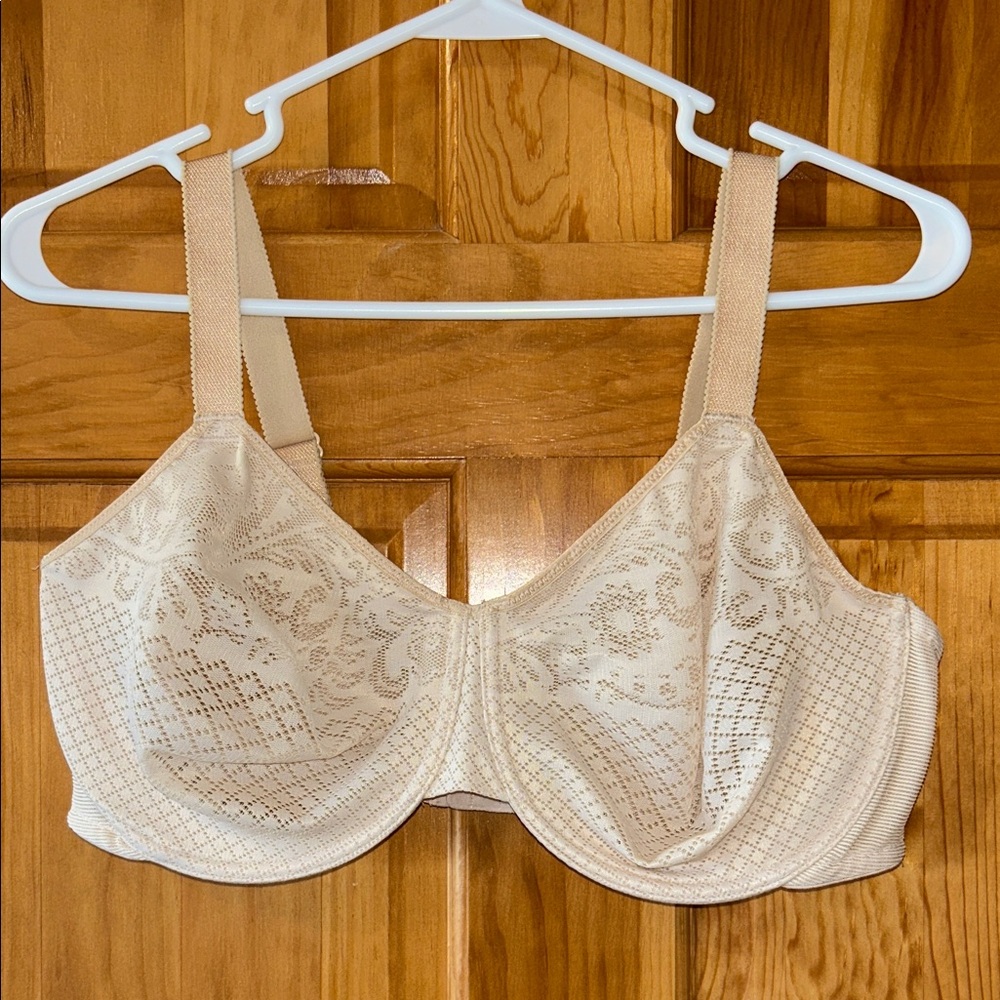 Wacoal Nude Lace Underwire Bra 40DD
